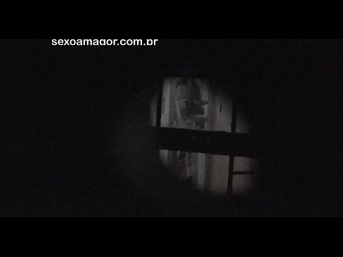 ❤️ Blondie dirakam video secara rahsia oleh intip kawasan kejiranan yang tersembunyi di sebalik batu bata kosong ❌ pelacur pada ms.porno-flix.ru